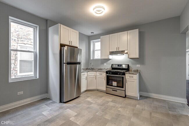 Building Photo - 1827 S Springfield Ave