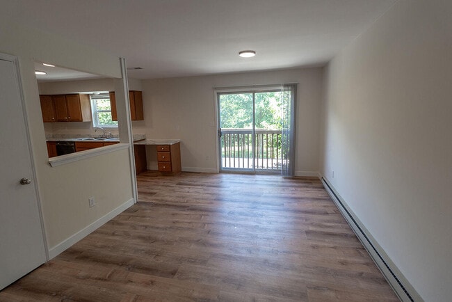 Building Photo - 3310 Belle Meade Dr