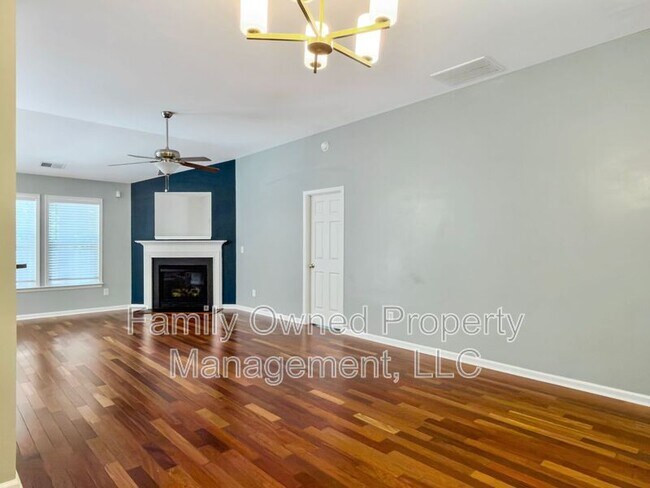 Building Photo - 219 Sweet Alyssum Dr