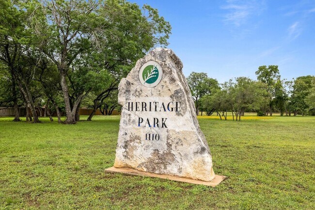 Building Photo - 1206 Parker Pl