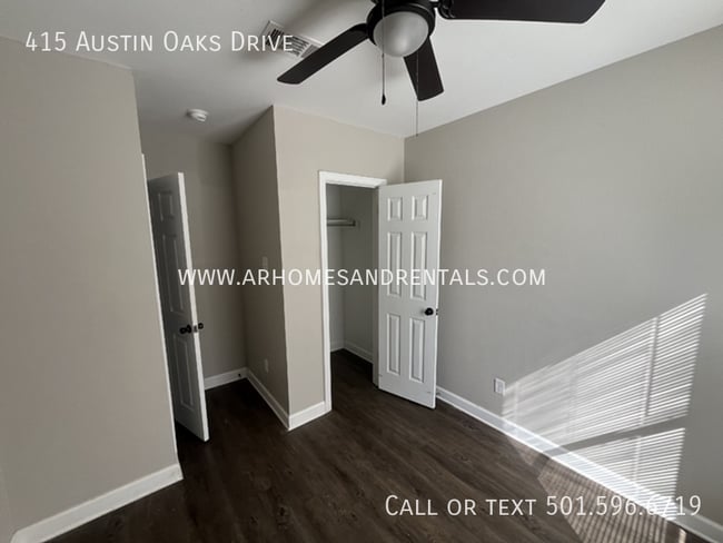 Building Photo - 415 Austin