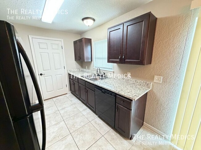 Building Photo - 7 Bahia Ct Terrace