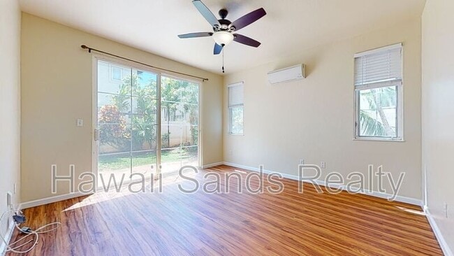 Building Photo - 91-1017-1017 Wahinoho St