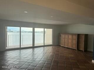 Building Photo - 1565 Le Baron Ave