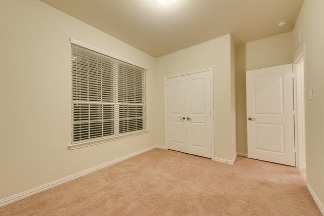 Building Photo - 6812 Lighthouse Ln