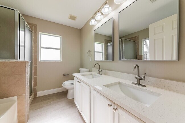 Building Photo - 5007 Jeweled Cone Pl