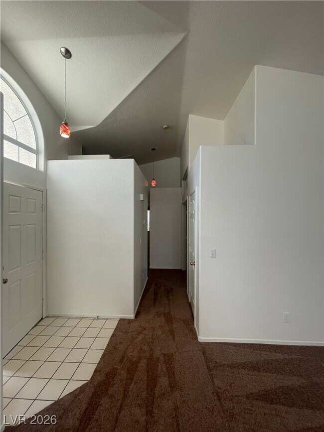 Building Photo - 9020 Valley of Fire Ave