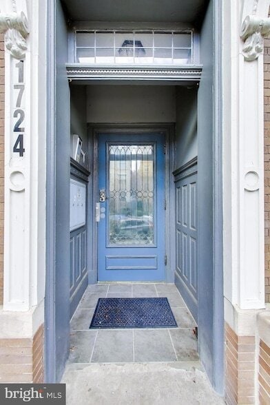 Building Photo - 1724 21st St NW