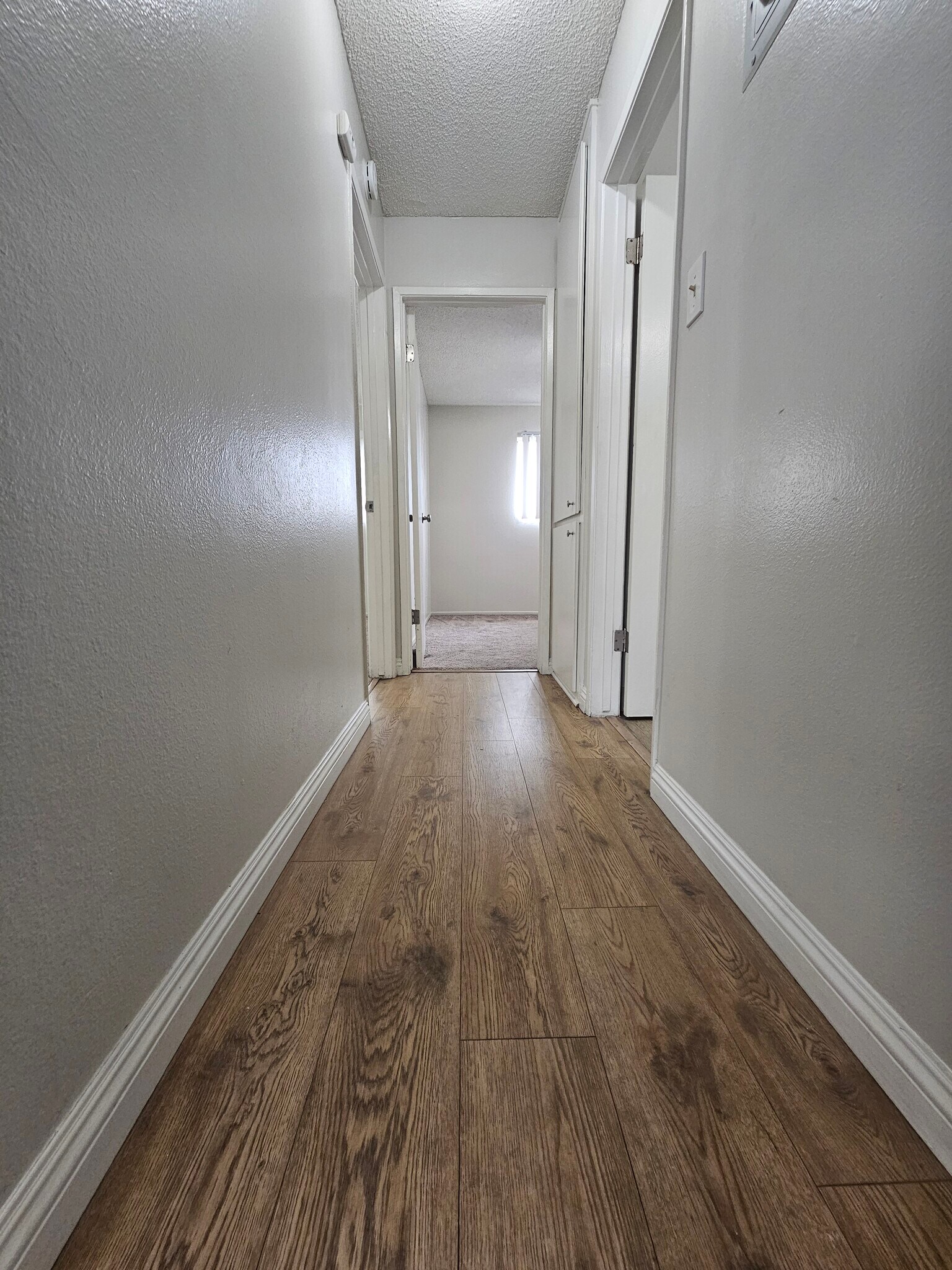 Building Photo - 1135 W I St