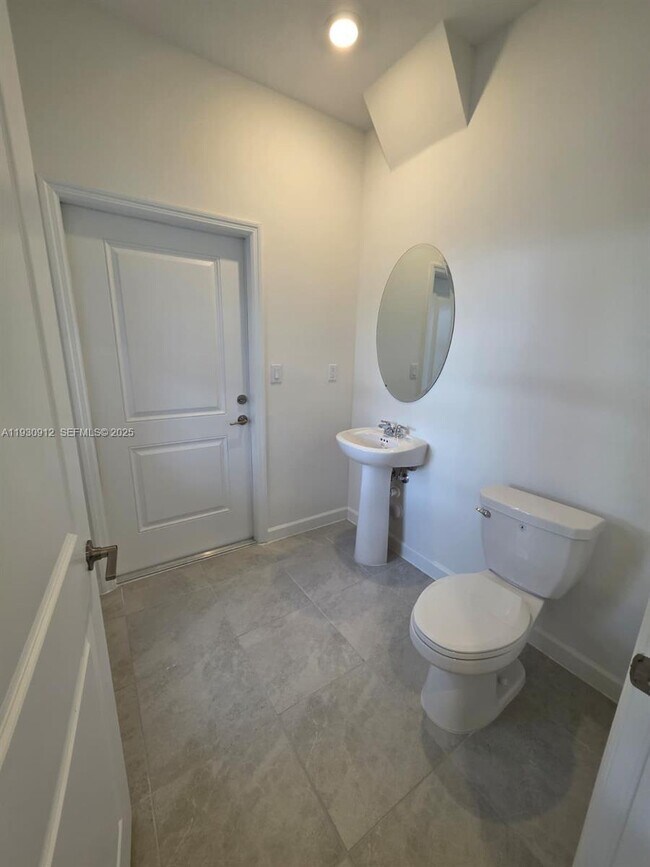 Building Photo - 19571 SW 339th St