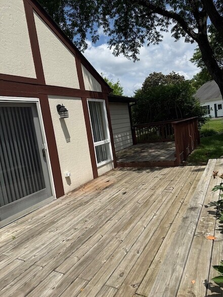 Building Photo - 2851 Garden Dr