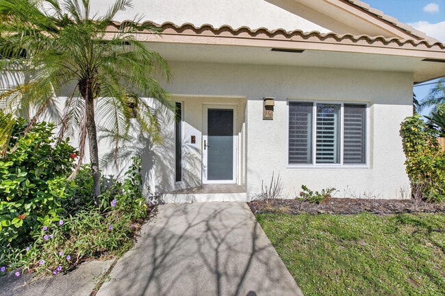 Building Photo - 4517 NW 5th Ave