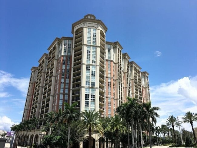 Building Photo - 550 Okeechobee Blvd