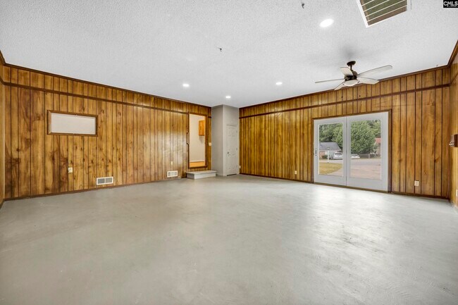 Building Photo - 101 Stuart Ln