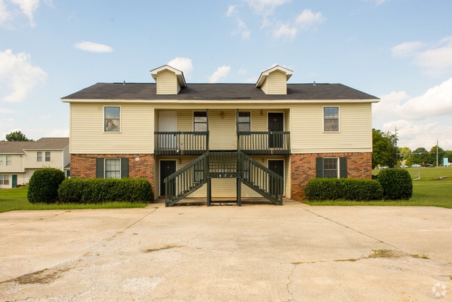 Primary Photo - 106 Carmine Cir