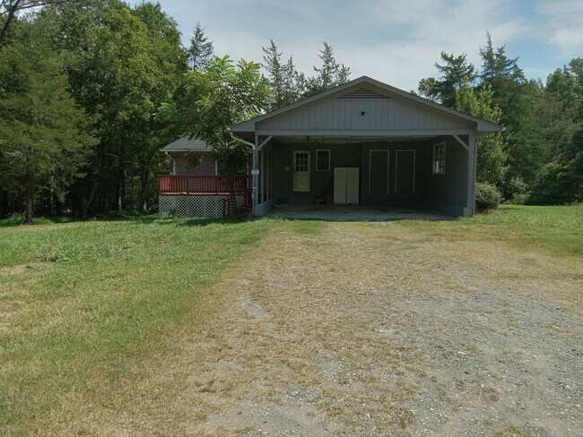Building Photo - 6518 Alexander Dr