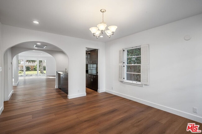 Building Photo - 459 21st Pl