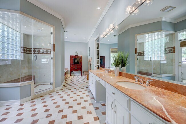 Building Photo - 102 Wood Trail