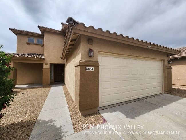 Building Photo - 13921 W Port Royale Ln