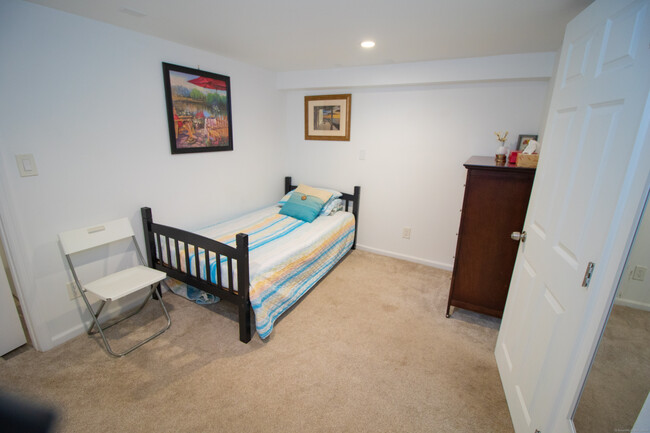 Building Photo - 65 Myano Ln
