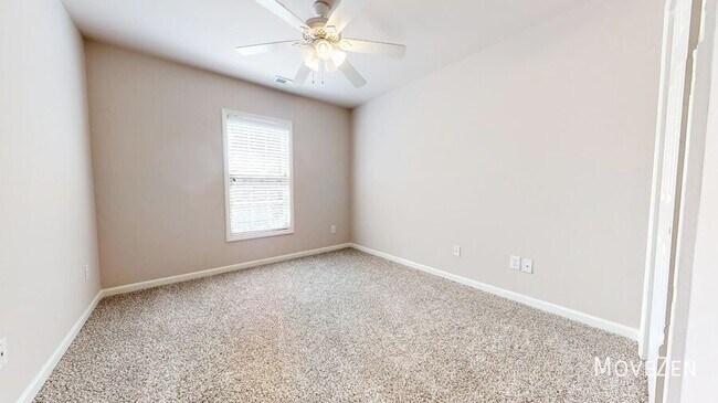 Building Photo - 2216 Spruce Shadows Ln