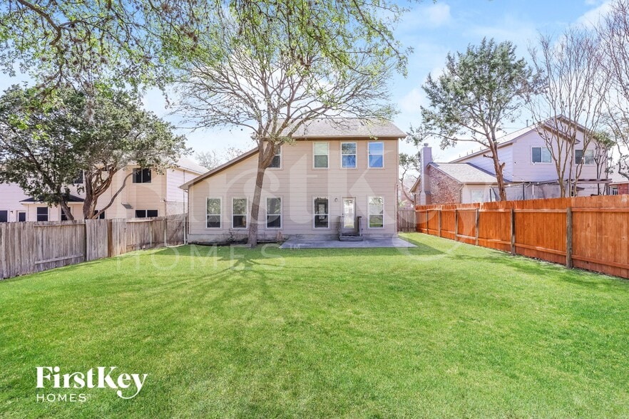 Building Photo - 33 Branwood