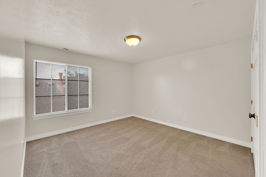 Building Photo - 7187 S Villandrie Ln