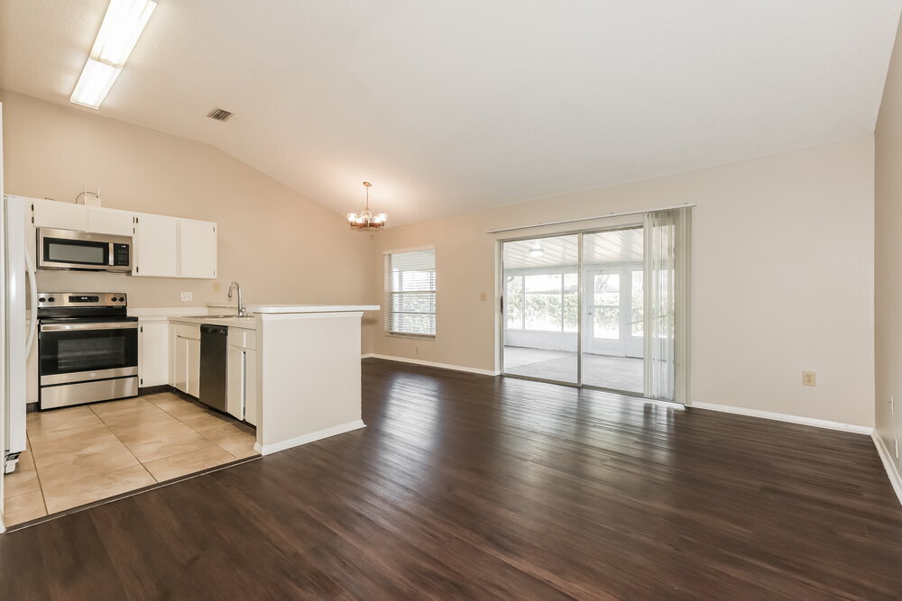 Building Photo - 1611 Bent Pine Way