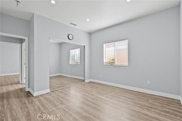 Building Photo - 7239 Kraft Ave