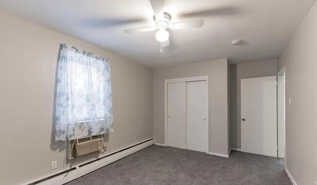 Building Photo - 501 Philmar Ct