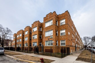 Building Photo - 7800-10 S Kingston