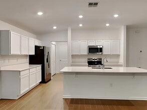 Building Photo - 1085 Caitlin Loop