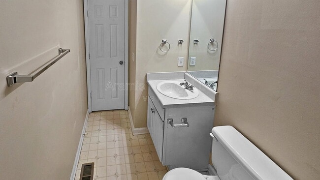 Building Photo - 4636 Forest Creek Ln