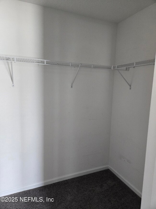 Building Photo - 1500 Calming Water Dr