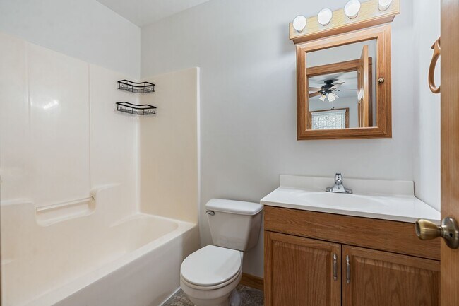 Building Photo - Fabulous Home near Silk Hope Chatham County - Cabin living close to Shakori