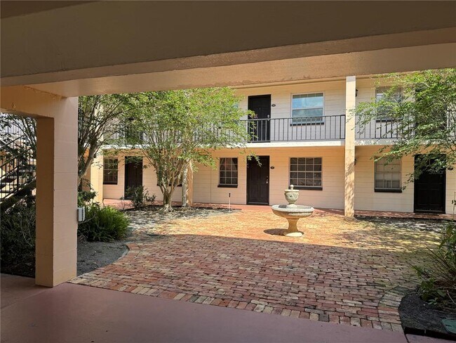 Building Photo - 120 S Church Ave