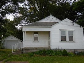 Building Photo - 44 E Funderburg Rd