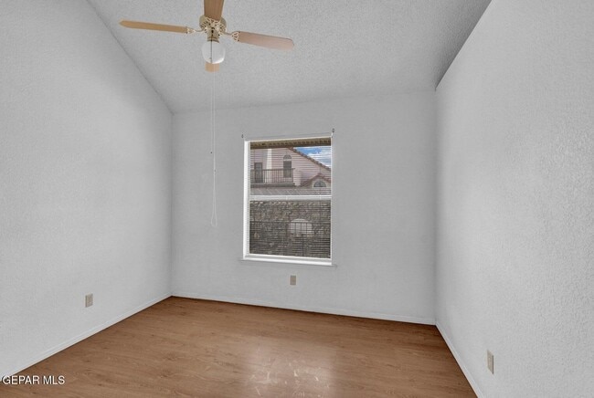 Building Photo - 1439 Jim Larabel Dr