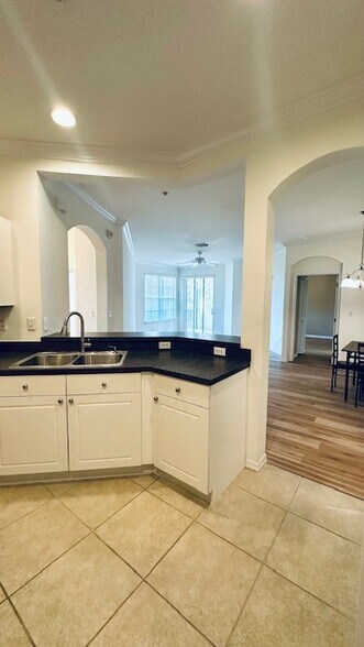 Building Photo - 11434 Jasper Kay Ter