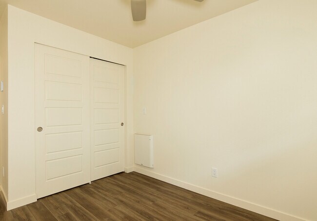 Building Photo - 2237 NW 59th-3