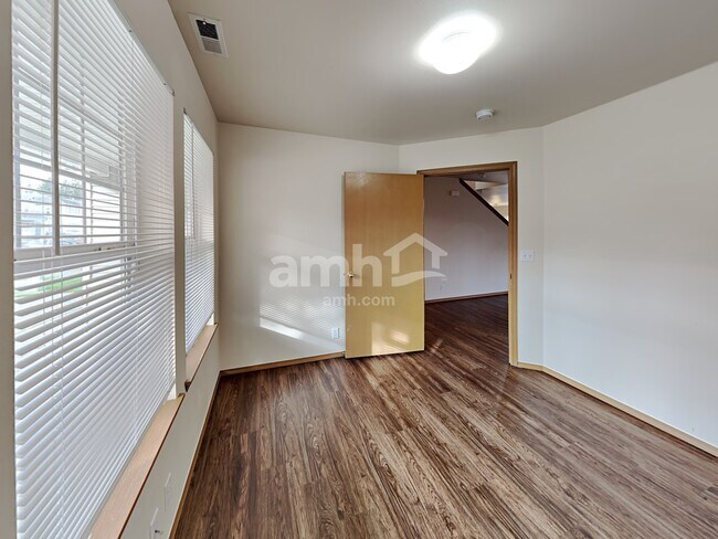 Building Photo - 7127 179th Street Ct E