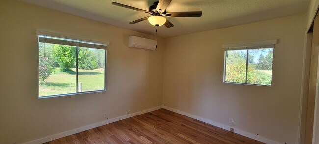 Building Photo - 8171 Deschutes Rd