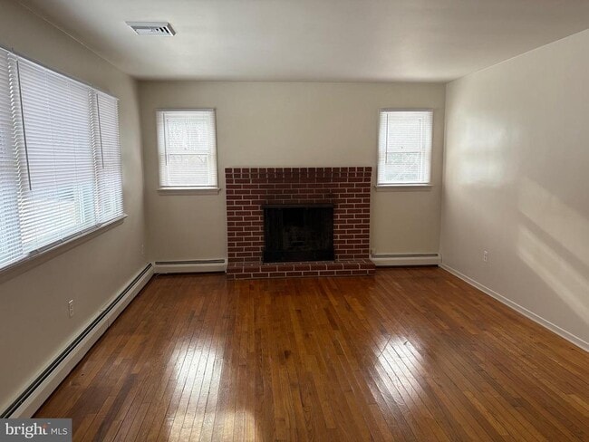 Building Photo - 29 Laver Rd