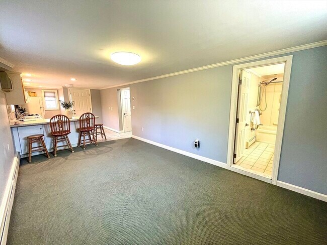 Building Photo - 73 Benefit St