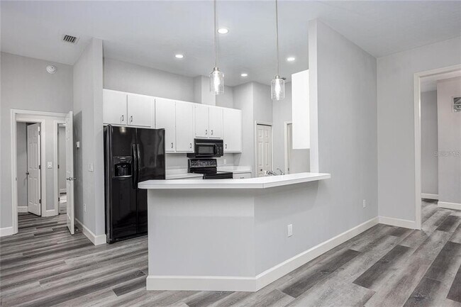 Building Photo - 2103 SW 75th Terrace