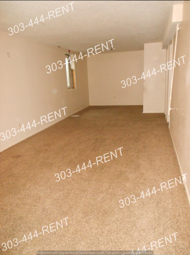 Building Photo - 3 Bedroom 2 Baths in Montbello