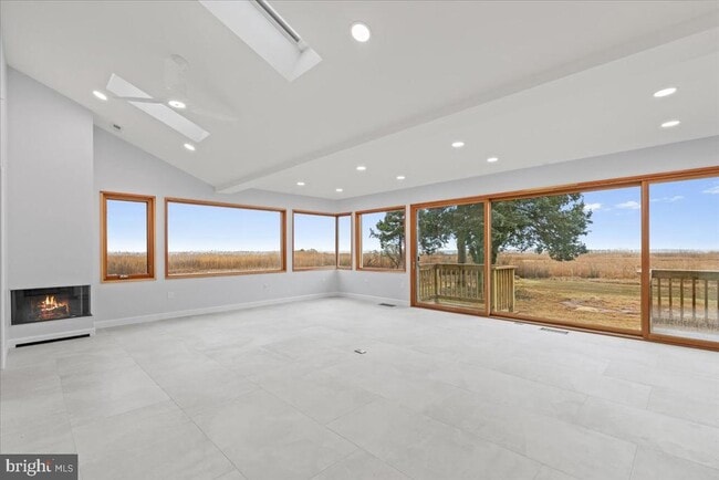 Building Photo - 1345 Ellicott Ave