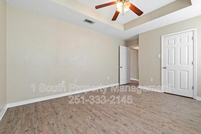 Building Photo - 1020 Hamilton Bridges Dr W