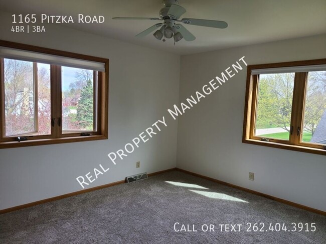 Building Photo - 1165 Pitzka Rd