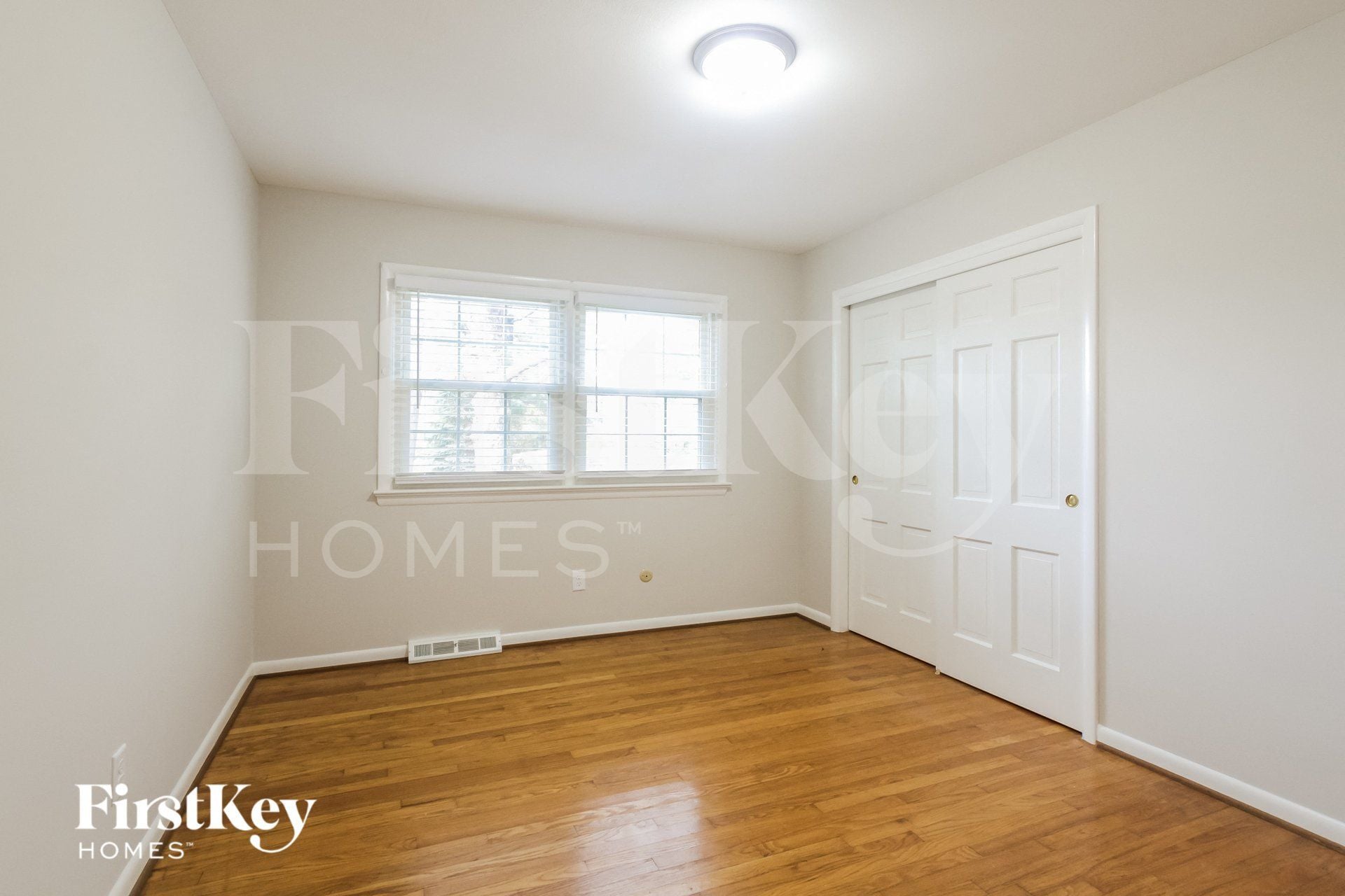 Building Photo - 640 Ashford Dr